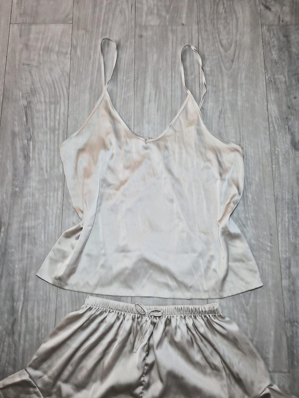 Silk-Feel Cream Cami & Ruffle Short Sleep Set Large - Picture 3 of 7